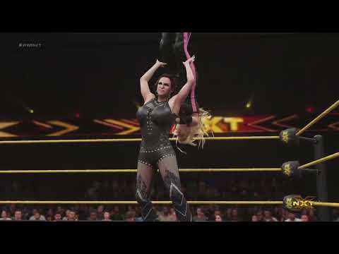 WWE 2K18 NXT Trish Stratus vs. Stephanie McMahon