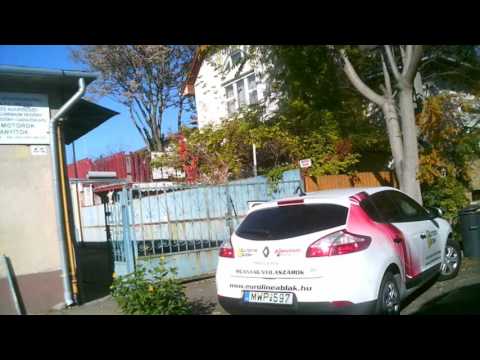 231-es busz elakad a Telek utcában