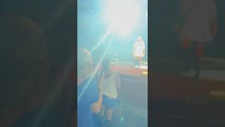 I’m not ok !!! 😭 #countrymusic #live #dream