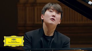 Download lagu Seong-Jin Cho - Ravel: Gaspard de la Nuit: I. Ondine (Live from Carnegie Hall) mp3 Download lagu Seong-Jin Cho - Ravel: Gaspard de la Nuit: I. Ondine (Live from Carnegie Hall) mp3