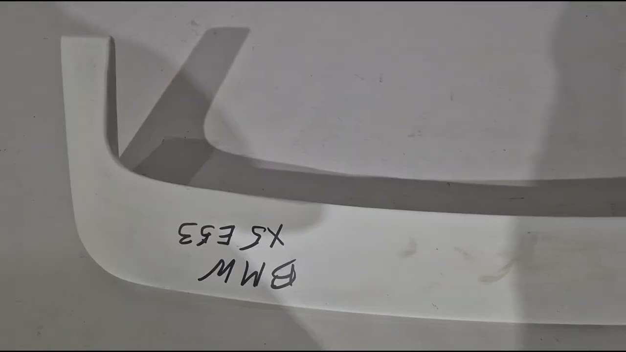 BMW X5 E53 1999–2006 Spoiler (k lakování) Video 1