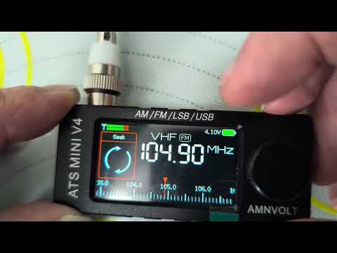 UNBOXING the COMPACT ATS Mini V4 Radio Receiver! 📦🎶