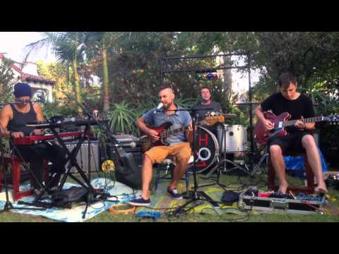Fire In The Hamptons Chosen Ones - Acousic Lawn set