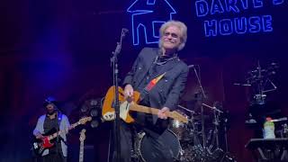 Daryl Hall – “Romeo Is Bleeding” – The Orpheum, Madison, WI – 11/27/22