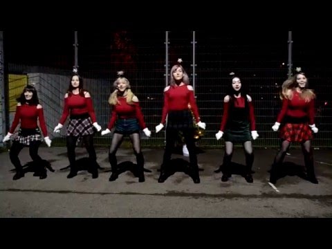 Hal0Queens (헤일로 퀸즈) Dance Cover of Crayon Pop (크레용팝) - Lonely Christmas (꾸리스마스)