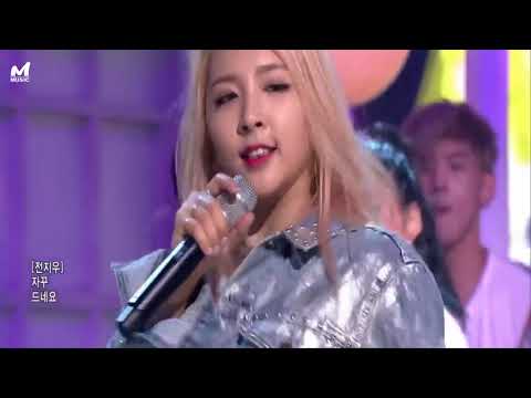 KARD - Hola Hola (Live)