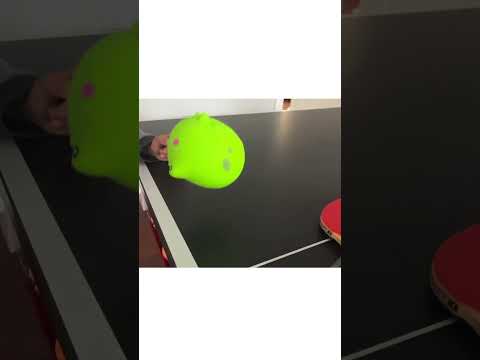 Frog bouncing in slow motion #lol #whynot ￼