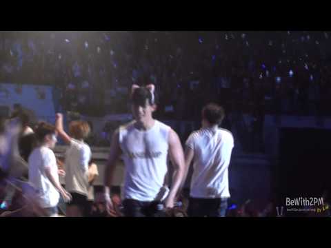 111008 2PM Hands Up Asia Tour Con in Taipei - Hands up Remix