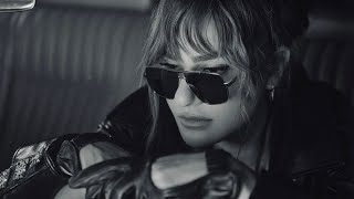 Songtext von Derya Bedavacı - Seni Seven Kimdi ... Text Musik-video-Miniaturansicht