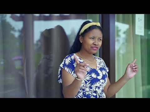 Nadia Adidiko Ianao by Pic Son4k