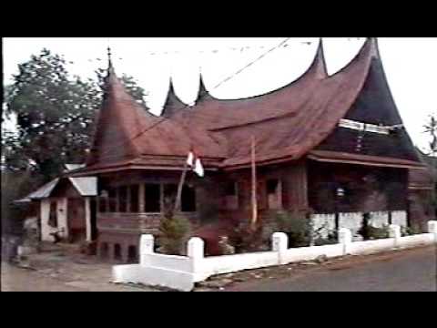 Sungayang Maimbau Sanak di Rantau mambangun Kampuang