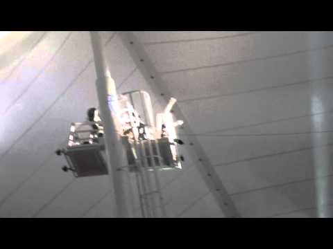 30 Seconds To Mars-Jared Letto leads singing from spotlight landing-Darien Lake