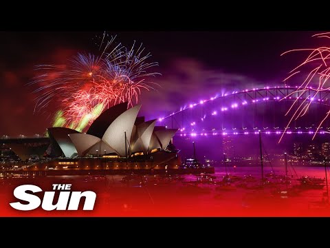 LIVE: Sydney celebrates New Year's Eve with...