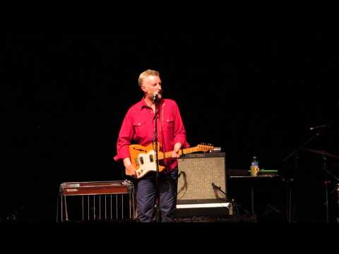 Billy Bragg 'Which Side Are You On' and 'Between the Wars' live