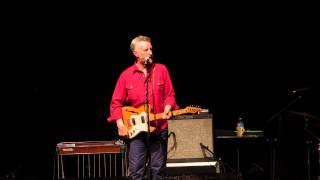 Billy Bragg 'Which Side Are You On' and 'Between the Wars' live
