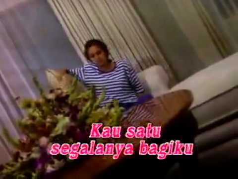 download lagu mp3 mp4 Lirik Untuk Sebuah Nama Pance, download lagu Lirik Untuk Sebuah Nama Pance gratis, unduh video klip Download Lirik Untuk Sebuah Nama Pance Mp3 dan Mp4 Popular Gratis