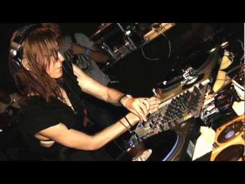 Ellen Allien @ Mayday 30.04.2002 (Culture Flash)