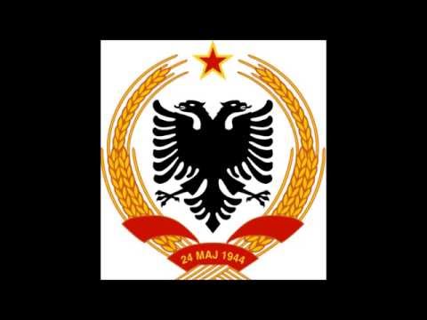 Knutna Nävar - I ena handen hackan (Albaniensång)