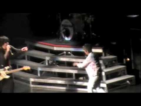 Billie Joe Armstrong's Mom On Stage In Salt Lake City LIVE At The Energy Solutions Arena!