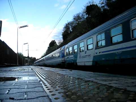 Invio E656.034 + Carrozze UIC-X Milano Cle - Reggio Cle