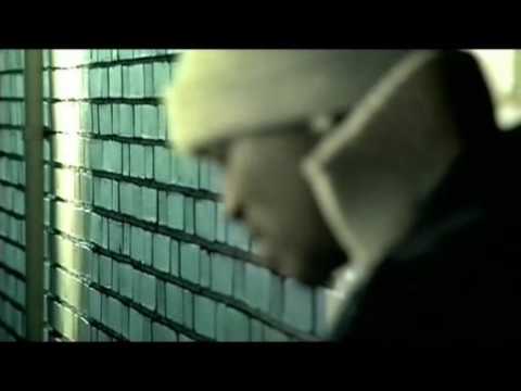 Bone Thugs-N-Harmony Feat. Akon - I Tried