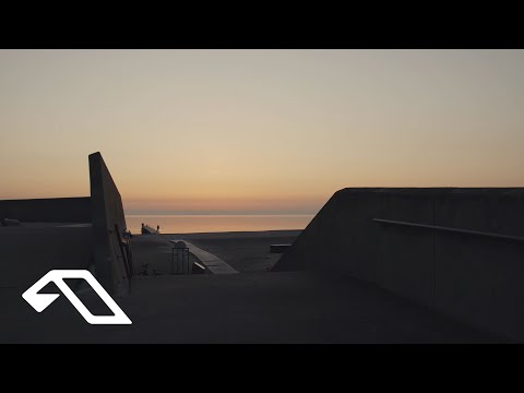 Rezident feat. Kate Morgan - Muse