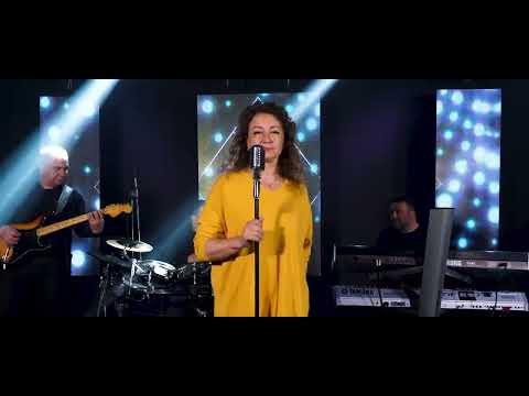 POLICROM BAND (COVER) SIMPLY THE BEST