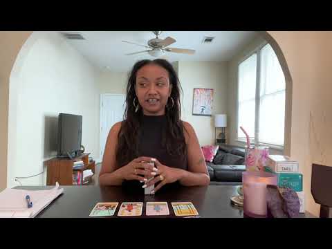 #CAPRICORN♑️ GIVING A LITTLE BUT WANTING TO GIVE SO MUCH MORE #LOVE #TAROT