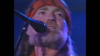 Willie Nelson HBO Special 1983 - Somewhere in Texas pt 2 & Beer Barrel Polka