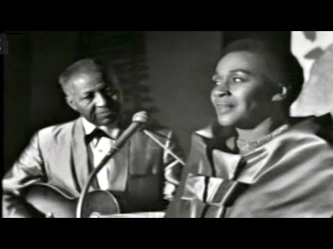 Victoria Spivey & Lonnie Johnson  - Black Snake Blues 1963