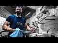Bodybuilder in Küche geknechtet - Rent A Vito