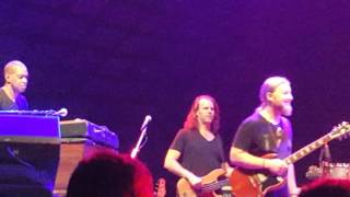 Tedeschi Trucks Band &quot;Feelin&#39; Alright&quot; with Dave Mason at the Beacon 10/4/16