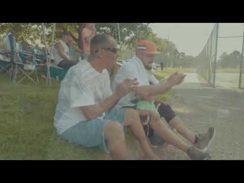 Saint James -  Mi Familia