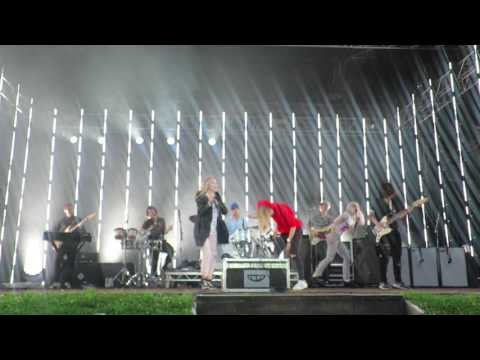 Paramore - Miz Biz - Hamburg 03/07/17