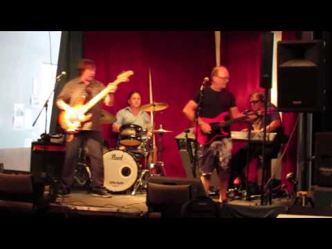 zvukova_zkouska  (nikdo nejsme akorat) 2013