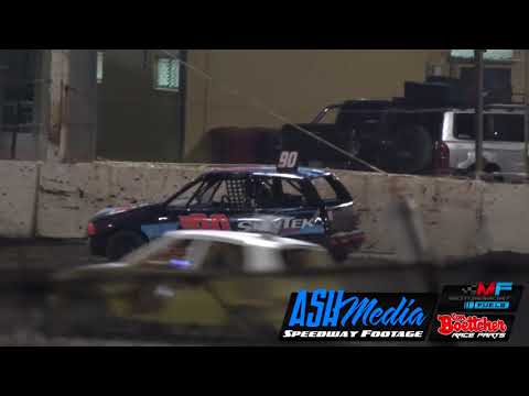 Junior Sedans: Joel Curd Crash - Rockhampton Speedway