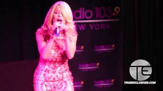 Antonique Smith Sings Grammy Nominated "Hold Up Wait A Minute" at Radio 103.9 NY