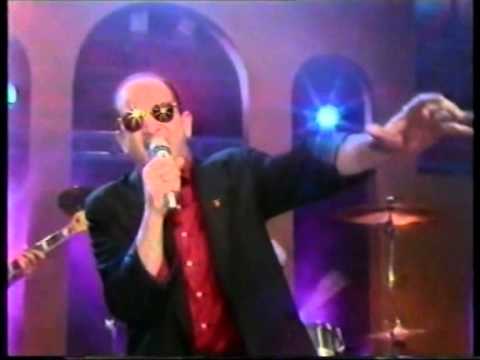 Chris Thompson - To Hell With Love (Clip)