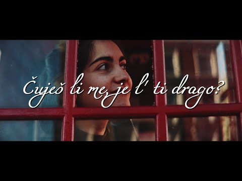 Novi Fosili - Čuješ li me jel ti drago (Official Lyric Video)
