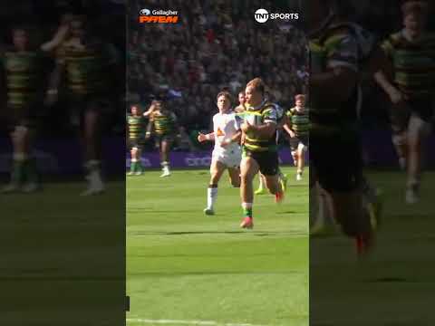 LIGHTNING QUICK LITCHFIELD BREAKS THROUGH DEFENSE!