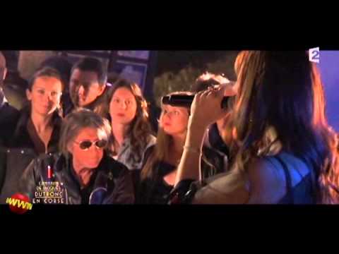 Nolwenn Leroy chante Gentleman Cambrioleur à l'anniversaire de Jacques Dutronc en Corse