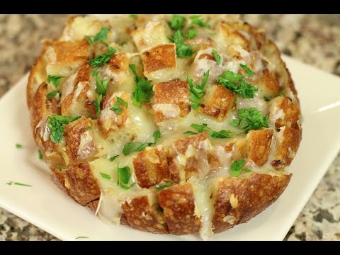 Cheesy Pull Apart Bread With Bacon, Caramelized Onion,...