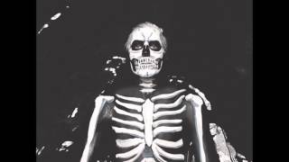 The Maine - Love & Drugs Lyrics