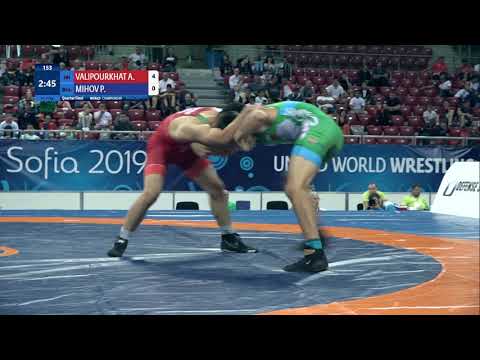 1/4 FS - 71 kg: A. VALIPOURKHAT (IRI) v. P. MIHOV (BUL)