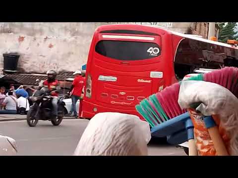 buses y camiones colombianos en mesitas del colegio cundinamarca