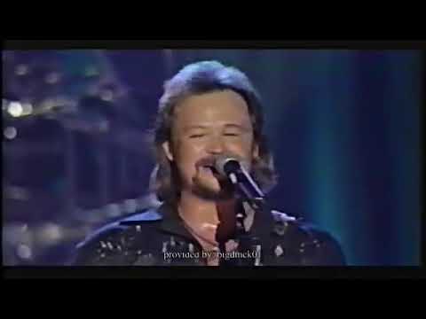 Travis Tritt Concert