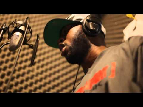 ROCMOVEMENT/ROCVISION THA UNDADAWG BLUFFIN