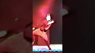 Vanilla Ice dance moves! #dance #breakdance #poplock #vanillaice #hiphop #rap #ksi #jakepaul