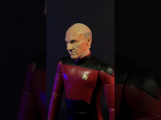 Vídeo relacionado con SUPER7 Super 7 - Star Trek: La próxima generación de la Figura de reacción Wave 1 - Capitán Picard (RE-TREKW01-PCD-)