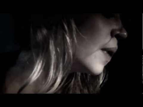 Pool Sessions _ Alexia Bomtempo cp